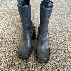 🦋 Steve Madden boots cowgirl square toe black grey